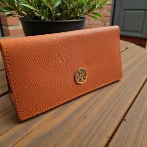 Tory Burch Orange Leather Eyeglass Case